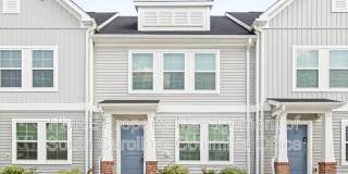 1052 Astoria Drive Gallery 1