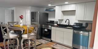 8612 CREEK Court Gallery 4