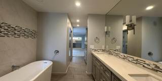 4 Saturn Circle Gallery 30