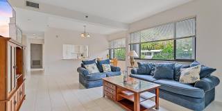 811 Oak Harbour Drive Gallery 10