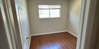 2 Bed, 1 Bath Patio TownHome in the Clayton Neighborhood Gallery 11