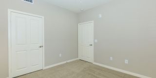 Los Alamitos Luxury Apartments Gallery 38