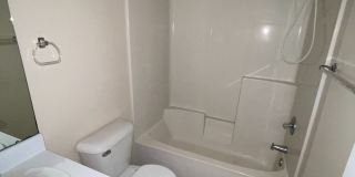 Briarwood West!!! FULL PAINT!!! FIREPLACE!! Briarwood West!!! FULL PAINT!!! FIREPLACE!! Gallery 10