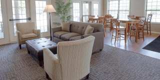 River Oaks Apartments Gallery 11