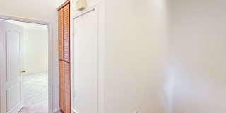 20 Vassar Aisle Gallery 15