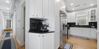 5302 N Winthrop Avenue Gallery 16