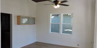 Great Garden District Cottage Gallery 6