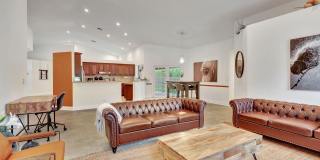 13805 Sheffield Street Gallery 14