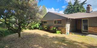 4 Bedroom 1.75 Bath Home With Views, Lake Forest Park, $3950.00 per/mo 4 Bedroom 1.75 Bath Home With Views, Lake Forest Park, $3950.00 per/mo Gallery 1