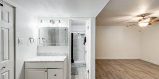 4bed, 2bath Glendale home with a pool! Gallery 31