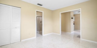 1641 NW 19th Terrace Gallery 24