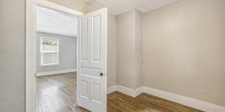 812 Mcreynolds Ave NW # 2 812 Mcreynolds Ave NW # 2 Gallery 7