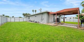 Beautiful 4 bed 3 bathroom Single Family Home with a large fenced yard Gallery 25