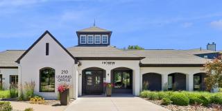 Renew Jordan Creek Gallery 34