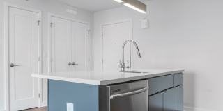 Graduate Pointe Gallery 35