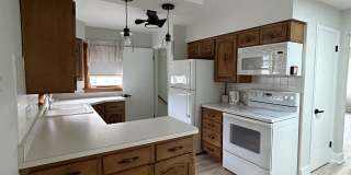 548 South Street Gallery 5