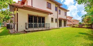 674 Ocean Blvd Gallery 39