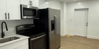 Fully Remodeled 2BR/1BA in Little Havana Gallery 4