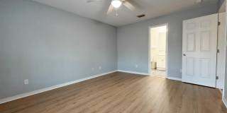 5652 Dee Street Gallery 15