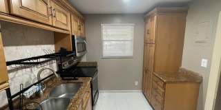 2322 S Cypress Bend Drive Gallery 5