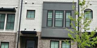 Gorgeous Townhome in Prime West Midtown Location Gallery 1