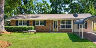 1621 Cloverdale Drive Gallery 1