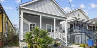 3717 WILLOW Street 3717 WILLOW Street Gallery 1