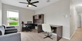 Charming 3 Bed 2.5 Bath Home in Woodlake Meadows Community Gallery 15