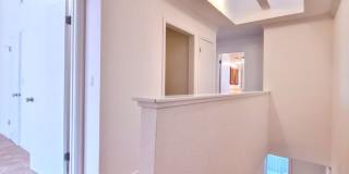 Beautiful 2bd Townhouse With Attached Garage, Private Patio, Pool/Hot Tub, & Clubhouse! Gallery 19
