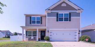 4 Bedrooms | 2.5 Bathrooms | 2,032 Sq. Ft Gallery 1