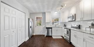 3221 Locust Avenue Gallery 1