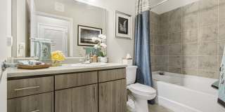 Broxton Bay Gallery 22