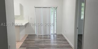 374 NE 27th Ave Gallery 1