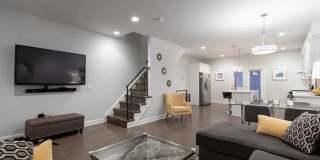 Modern New Luxury Apartment Fishtown Gallery 25