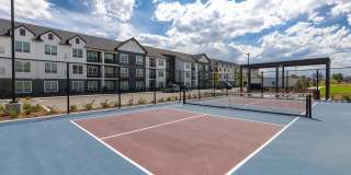 Avenida at Centerra Age 55+ Apartment Homes Gallery 31