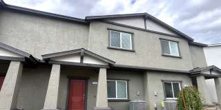 LOADED Brand-new townhome Gallery 1