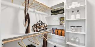 Solis Midtown Gallery 46