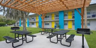 The Element at 464 Gallery 16