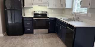 1014 Bridle Court - 1 Gallery 53
