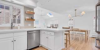 217 Howe Street Gallery 12
