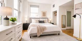 Gorgeous Historical property with new interiors Gallery 22