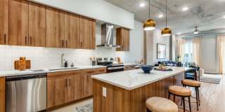 2800 Taylor Gallery 2