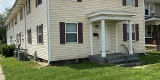 8 South Bradley Avenue Gallery 1