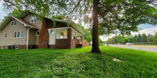 Large 3 Bedroom Home near Iowa State Fairgrounds! Gallery 27