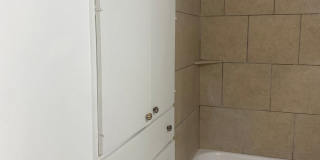 Great 2 Bedroom Condo ! Gallery 25