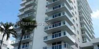 2457 Collins Ave Gallery 13