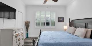 402 Parrot Lane Gallery 10