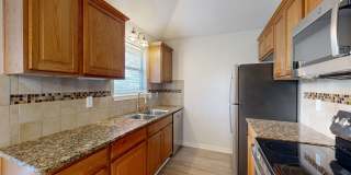 2 WEEKS FREE!!! NEW PAINT!!!!!! ONLY $1,395!! Gallery 10