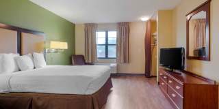 Elizabeth - Newark Airport Gallery 24