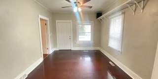Charming 3-Bed, 1-Bath Single-Family Home! Gallery 11